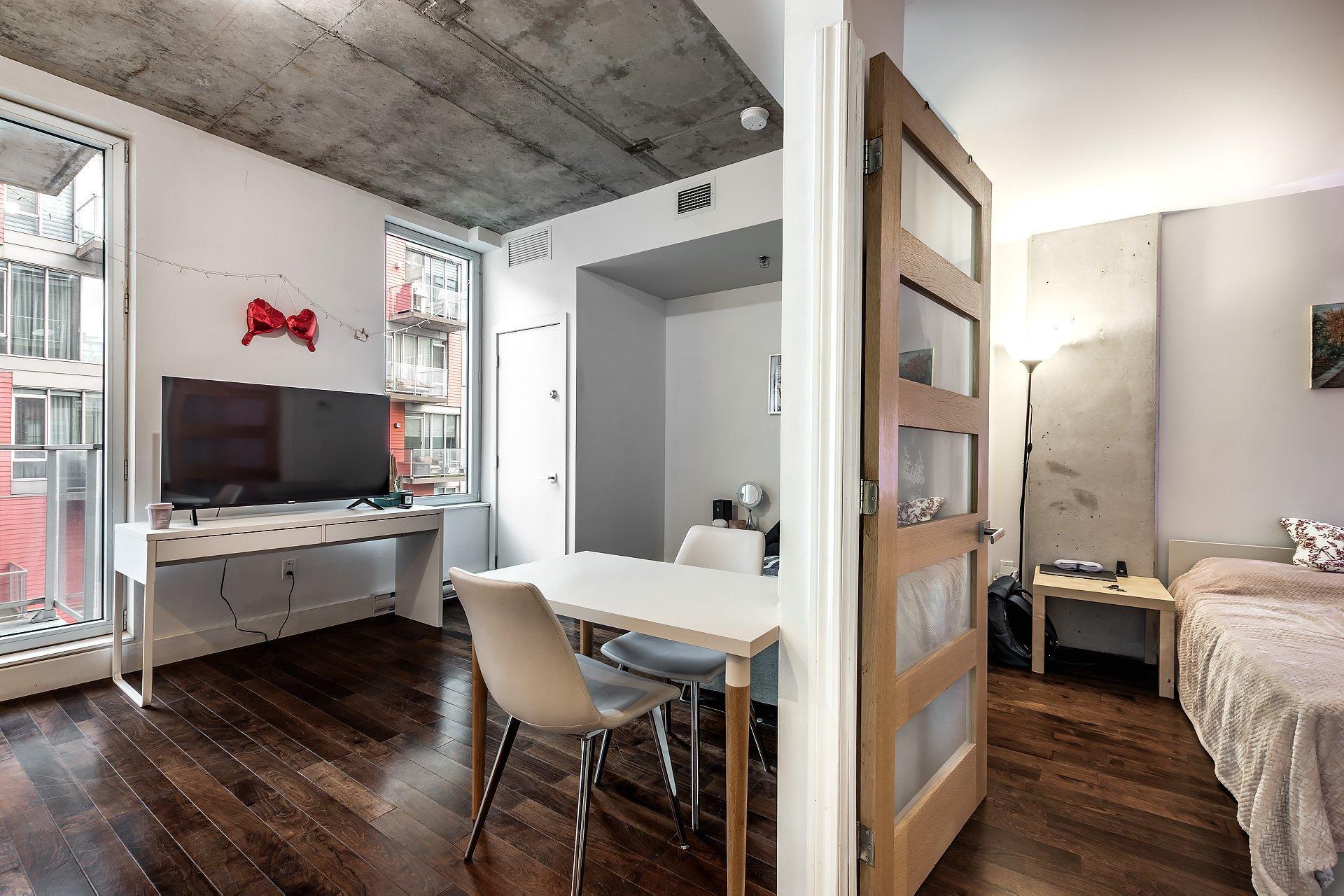 









888


Rue Wellington

, 712,
Montréal (Ville-Marie),




QC
H3C0N1

