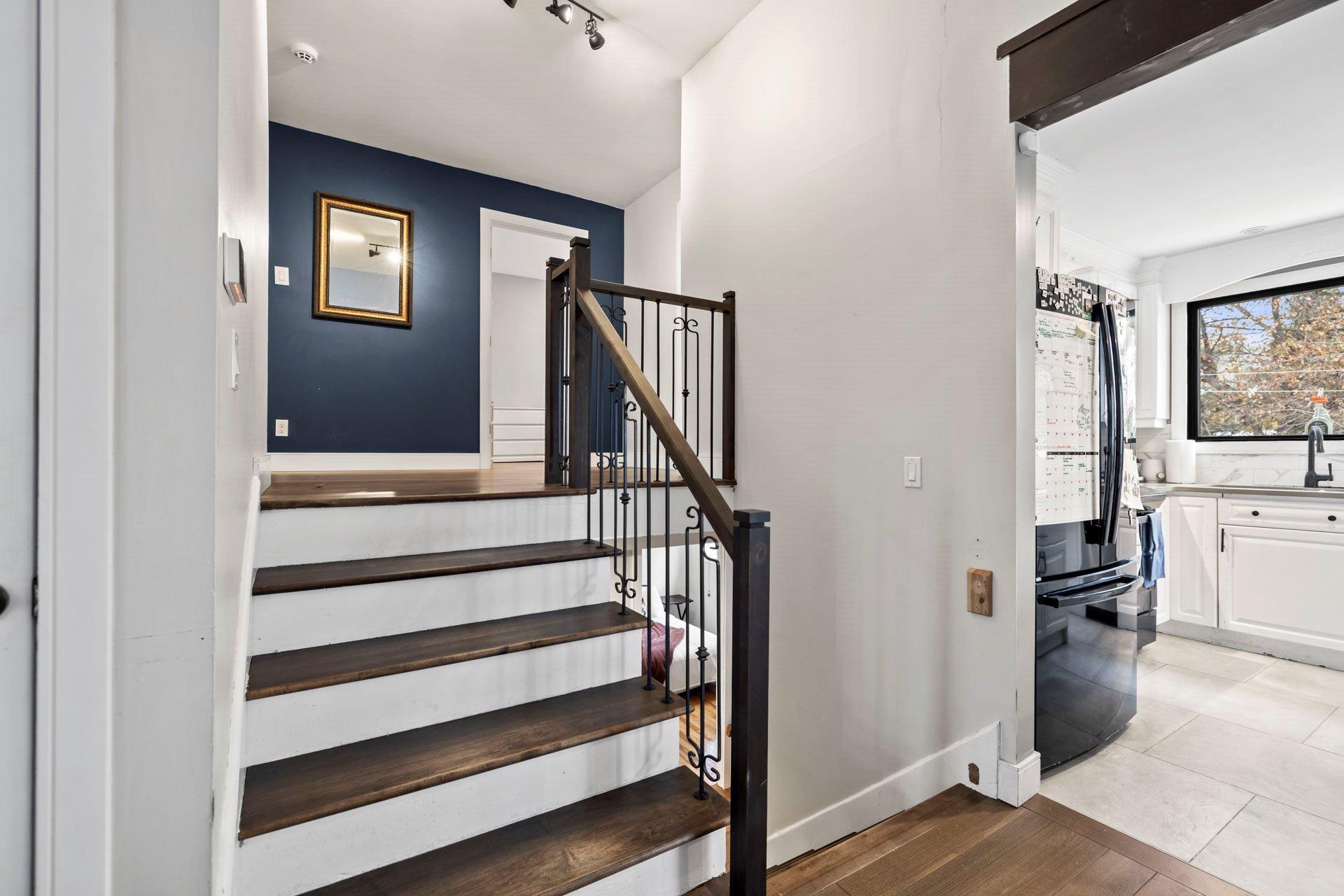 









38


Place Montmorency

,
Laval (Laval-des-Rapides),




QC
H7N1T5

