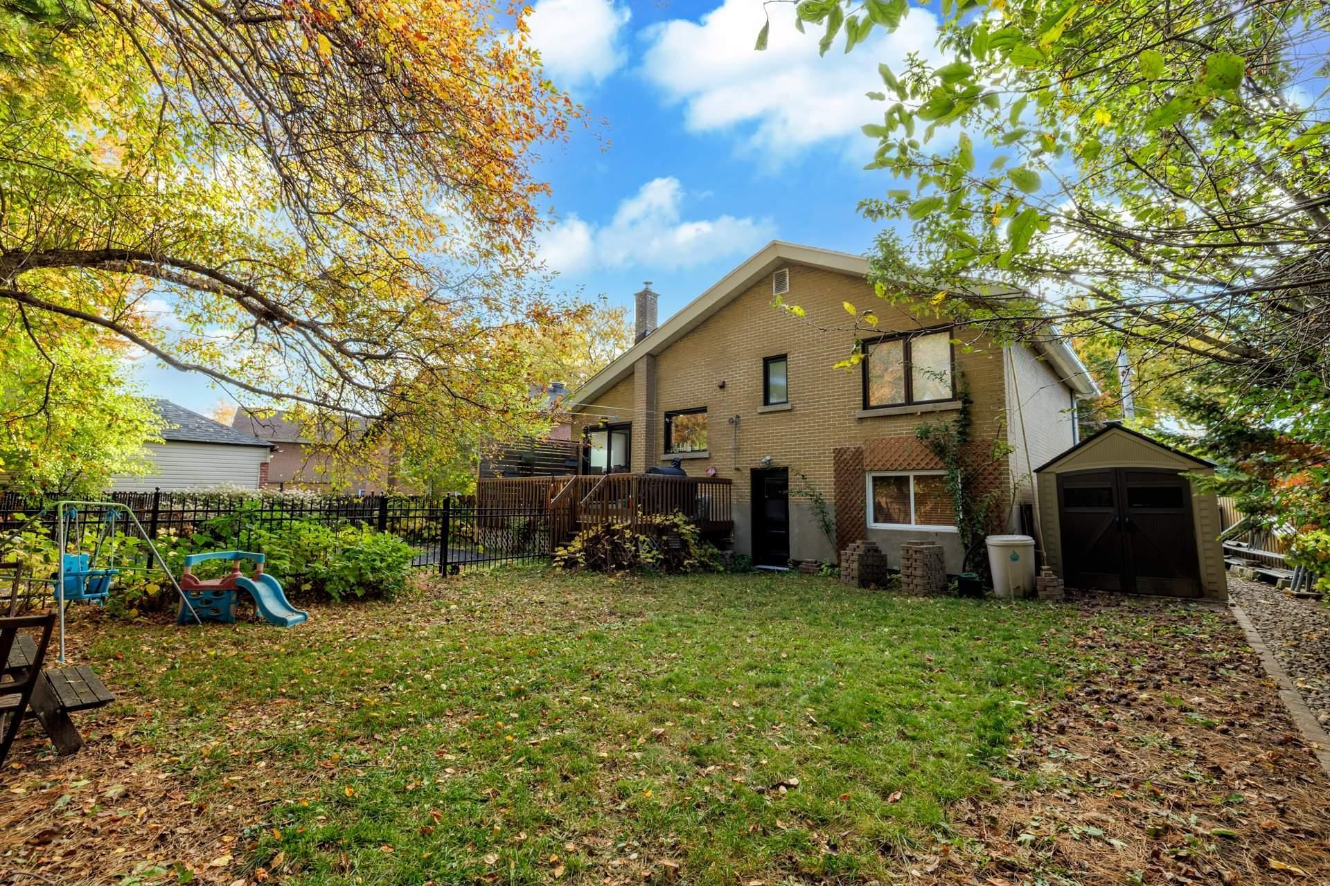 









38


Place Montmorency

,
Laval (Laval-des-Rapides),




QC
H7N1T5

