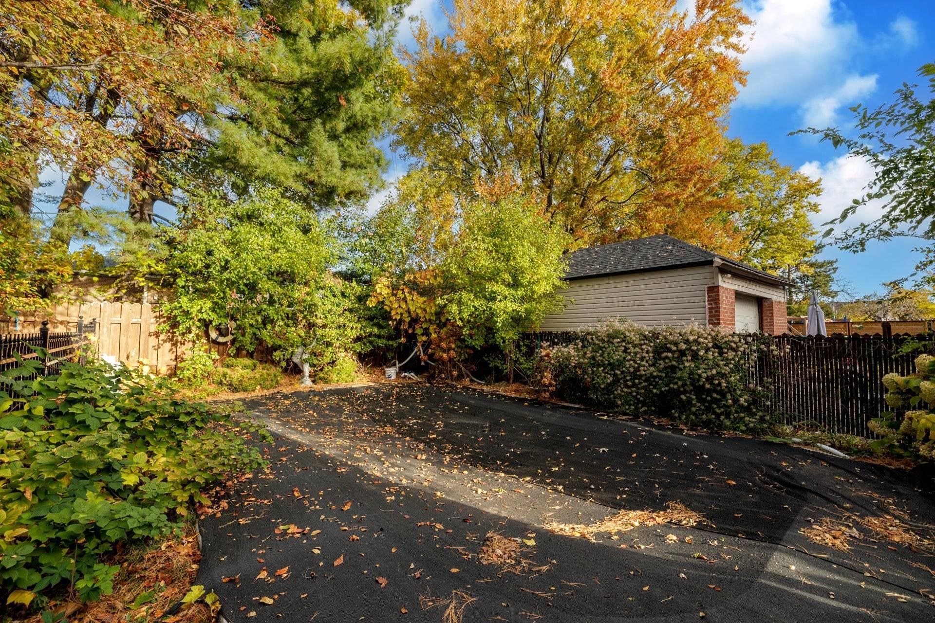 









38


Place Montmorency

,
Laval (Laval-des-Rapides),




QC
H7N1T5

