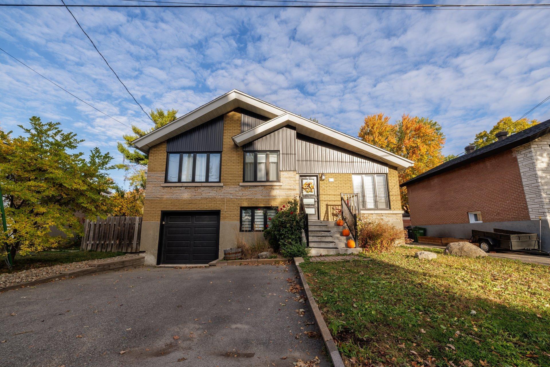 









38


Place Montmorency

,
Laval (Laval-des-Rapides),




QC
H7N1T5

