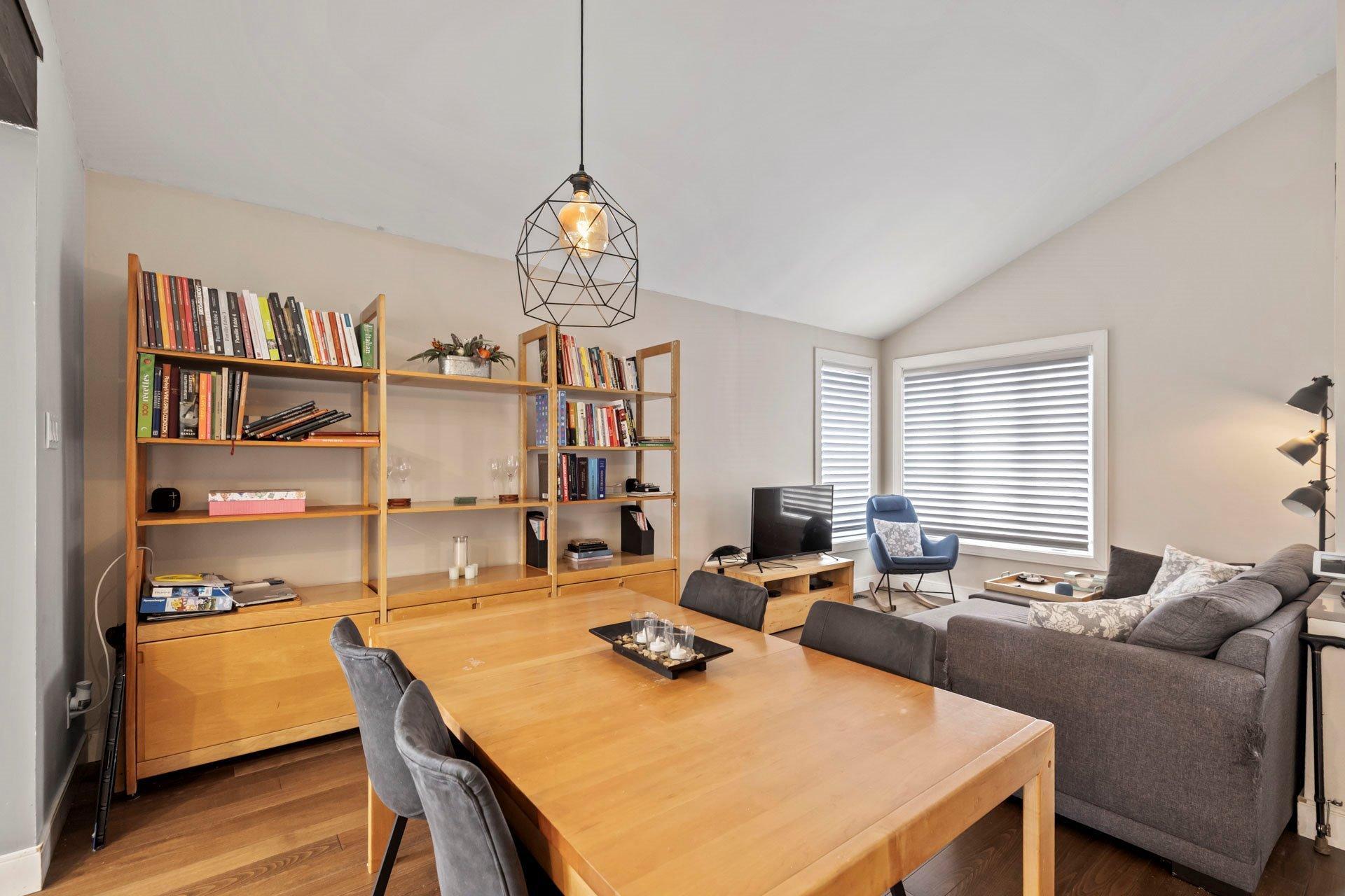 









38


Place Montmorency

,
Laval (Laval-des-Rapides),




QC
H7N1T5

