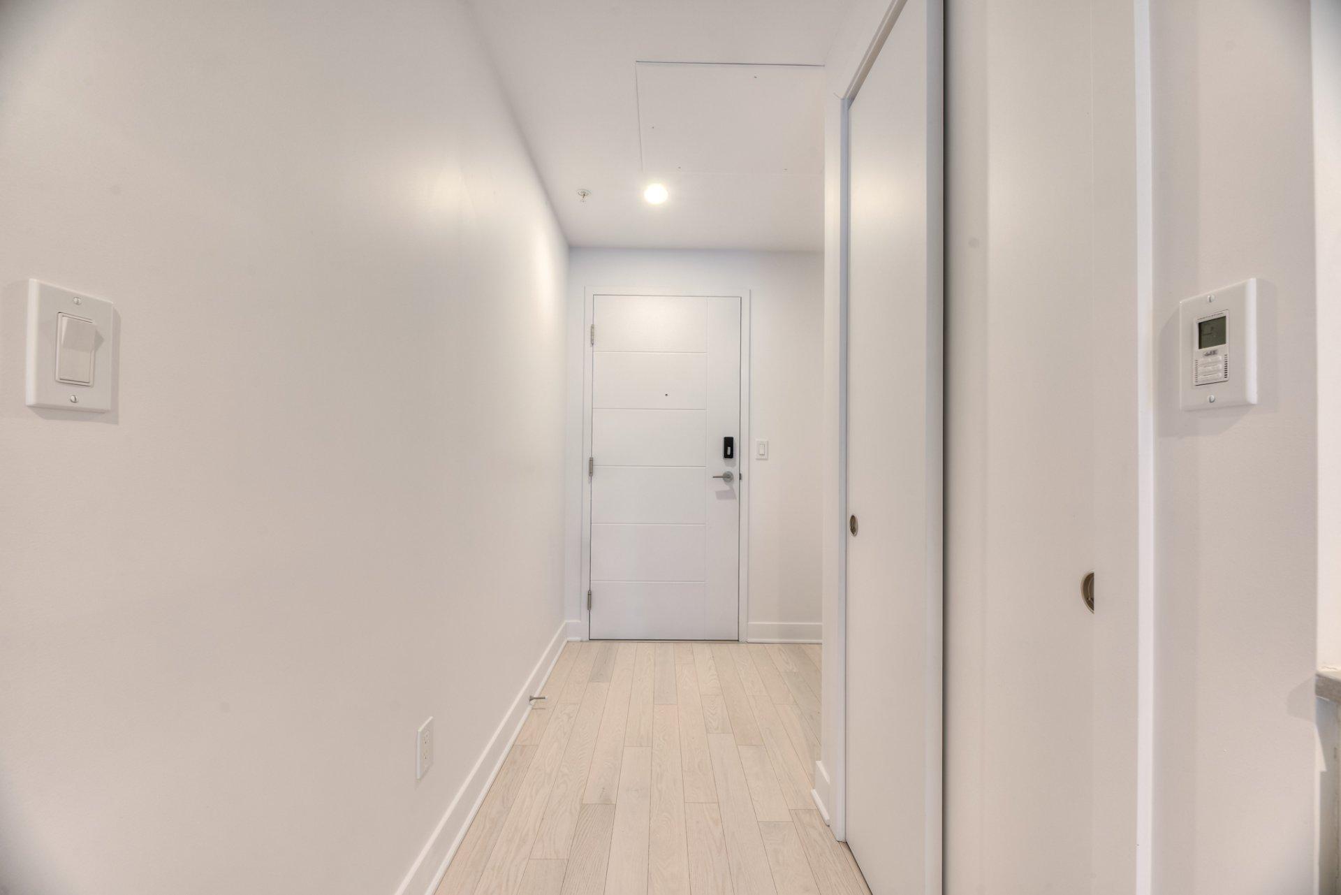 









100


Rue Murray

, 104,
Montréal (Le Sud-Ouest),




QC
H3C1A2

