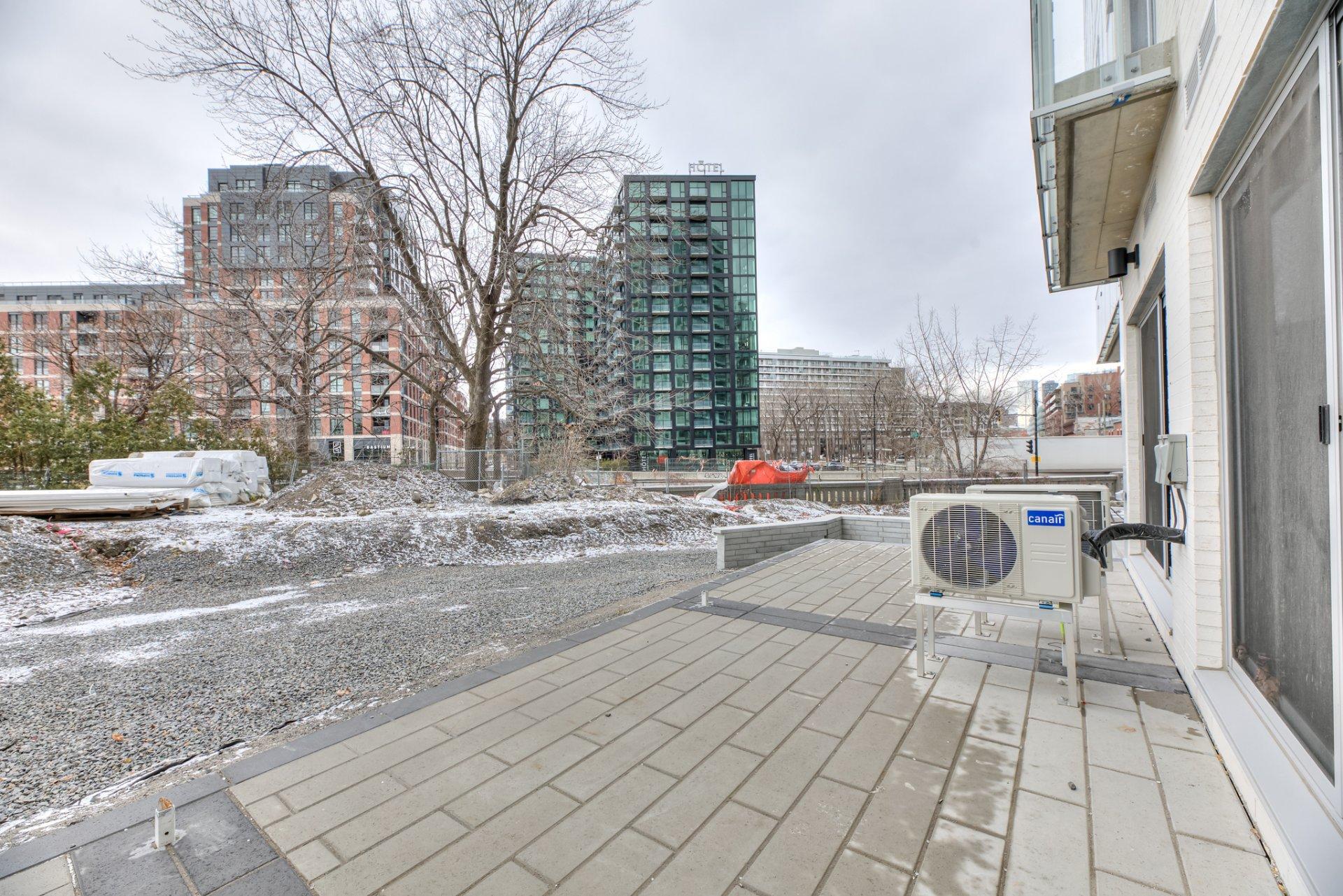 









100


Rue Murray

, 104,
Montréal (Le Sud-Ouest),




QC
H3C1A2

