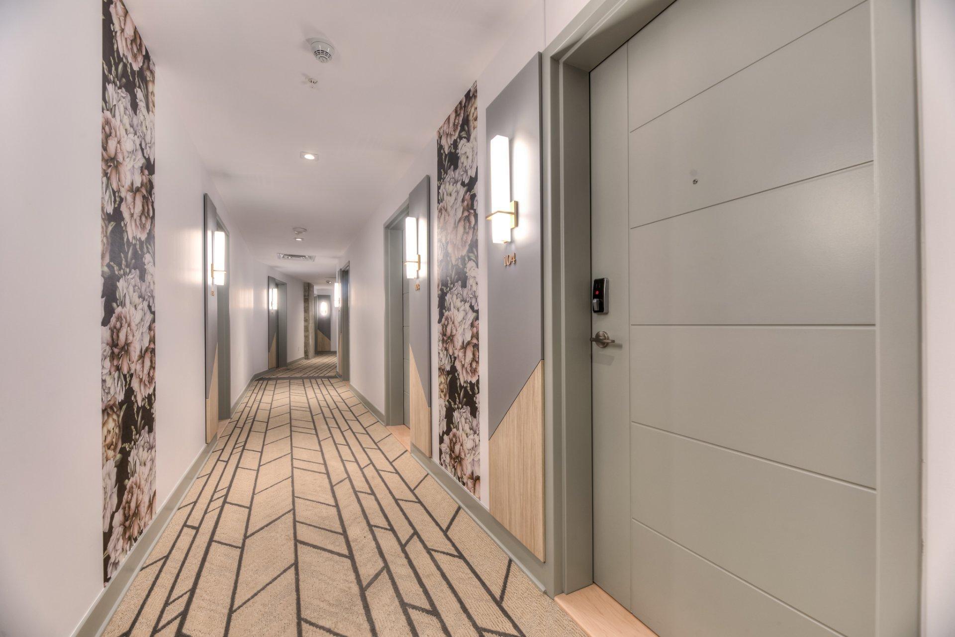 









100


Rue Murray

, 104,
Montréal (Le Sud-Ouest),




QC
H3C1A2

