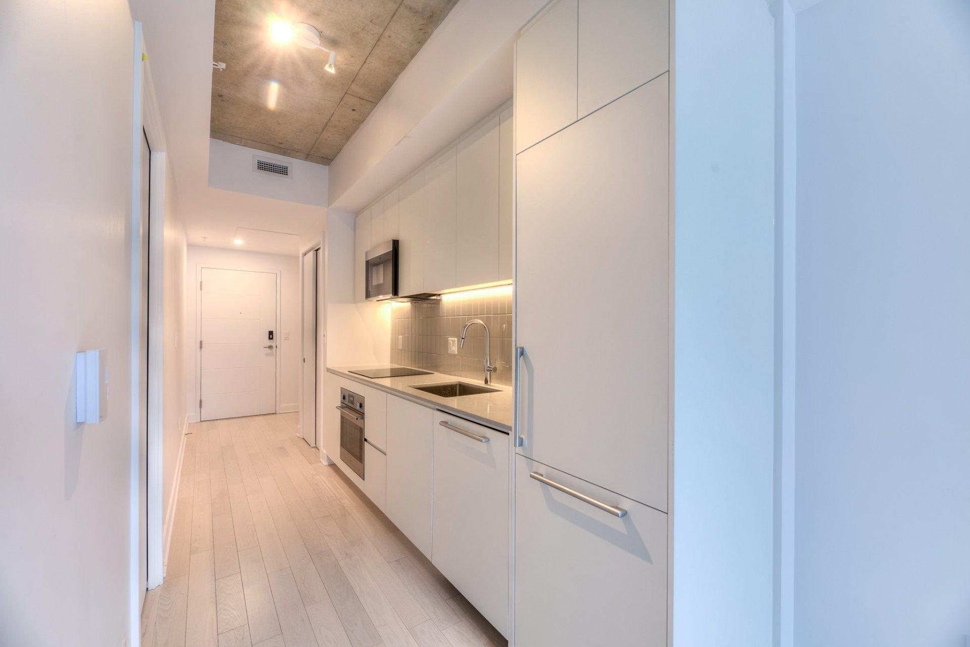 









100


Rue Murray

, 104,
Montréal (Le Sud-Ouest),




QC
H3C1A2

