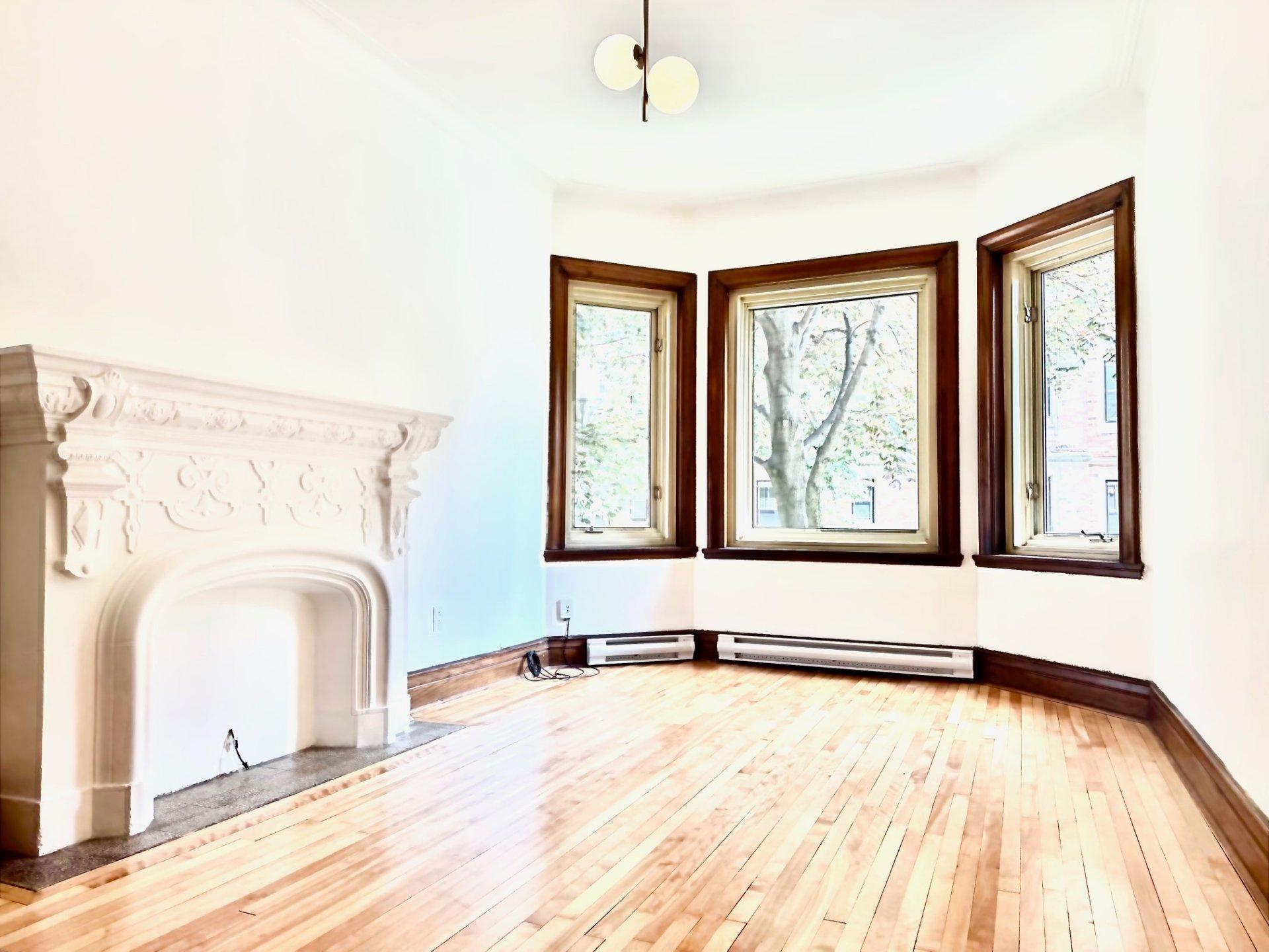 









388


Av. Olivier

, 2,
Westmount,




QC
H3Z2C9

