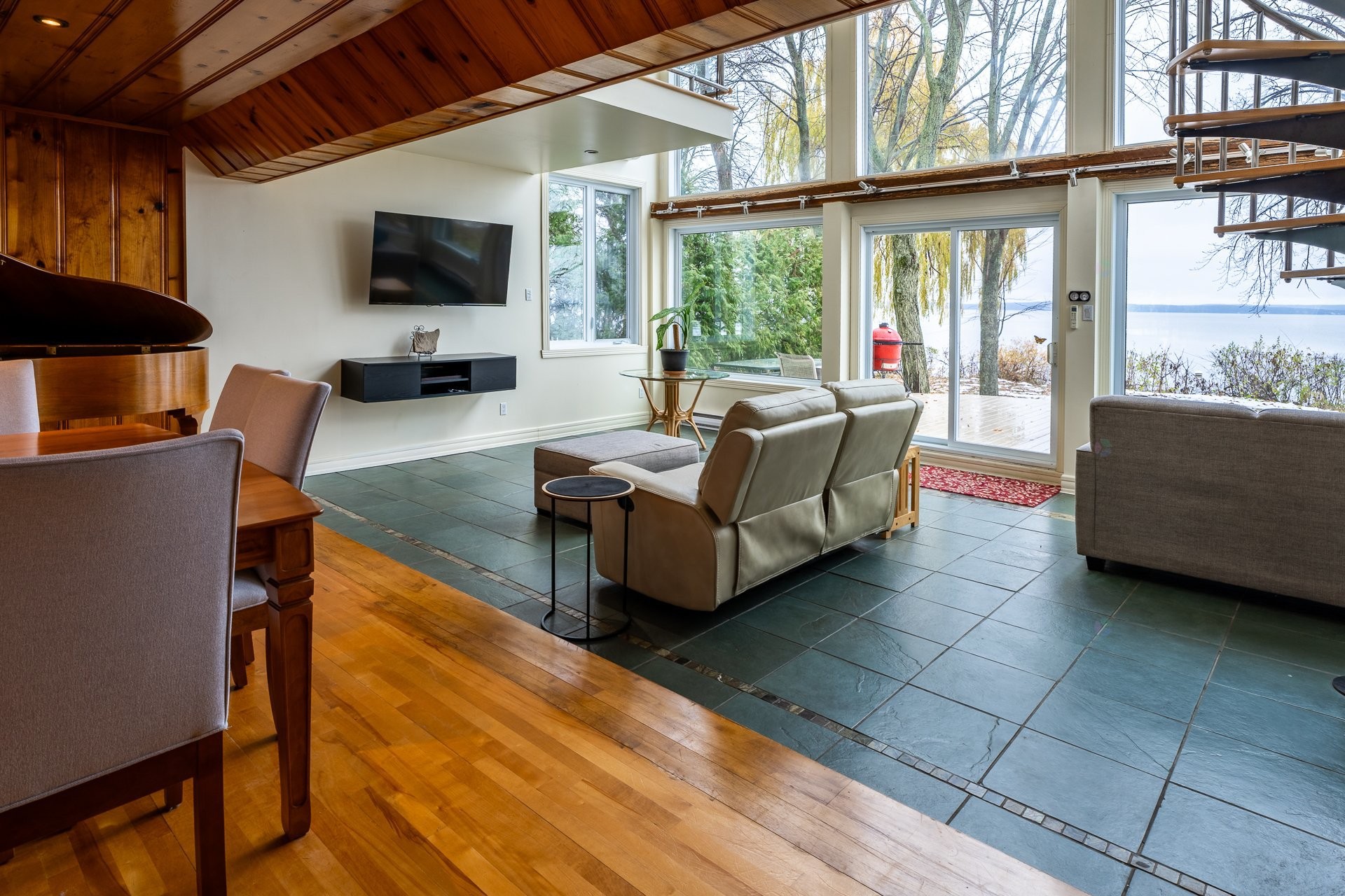 









2336


Rue Brayton

,
Clarenceville,




QC
J0J1B0

