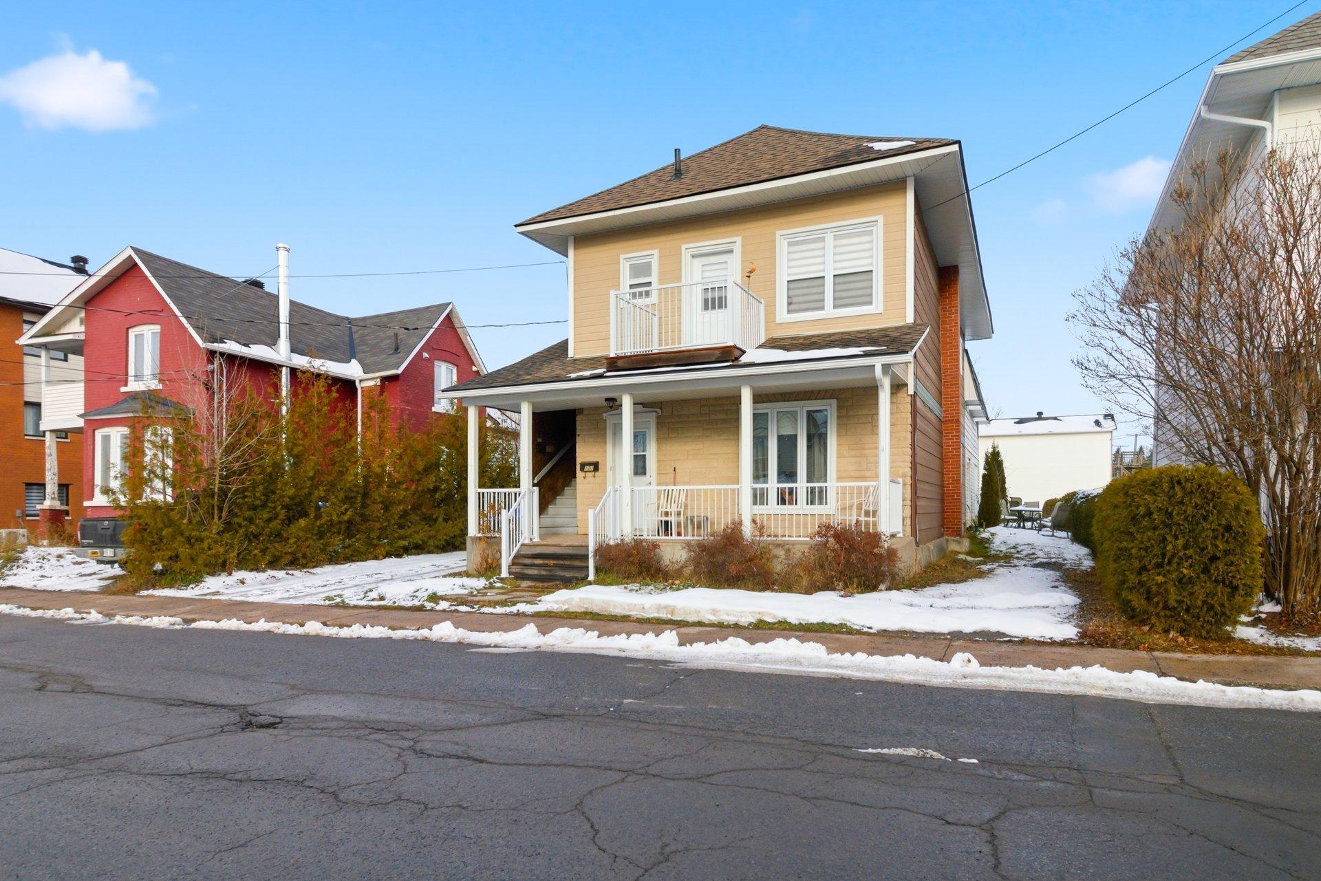 









177


Rue Dorchester

,
Gatineau (Buckingham),




QC
J8L1L5

