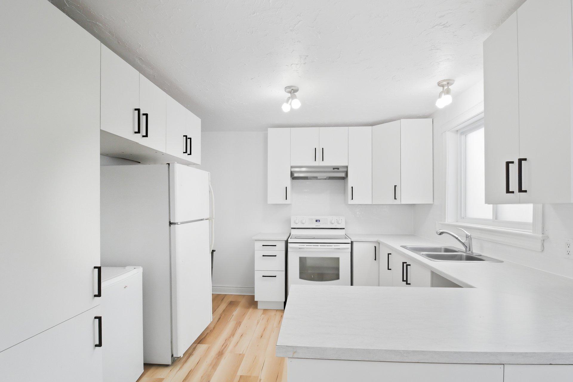 









177


Rue Dorchester

,
Gatineau (Buckingham),




QC
J8L1L5

