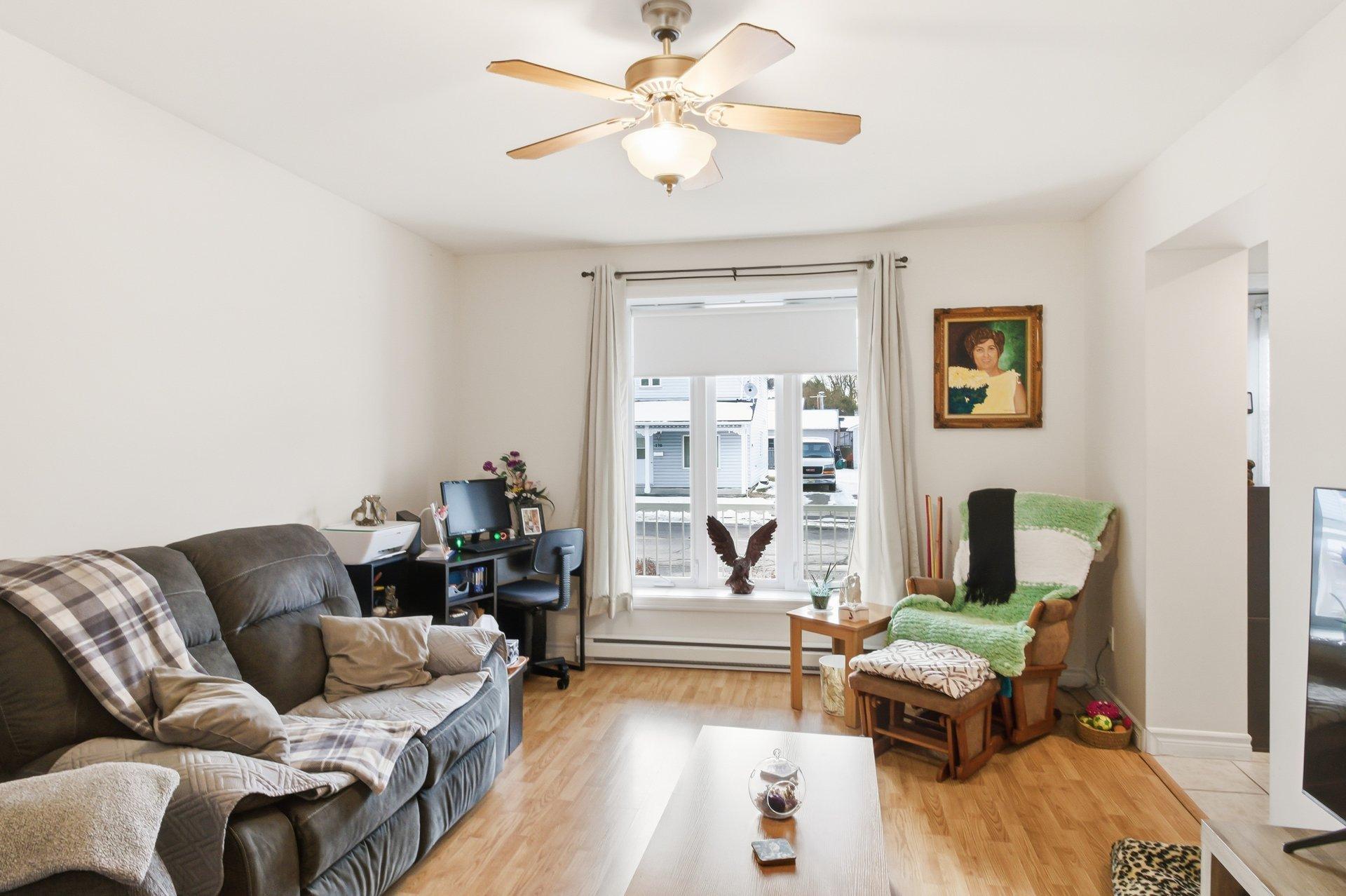 









177


Rue Dorchester

,
Gatineau (Buckingham),




QC
J8L1L5

