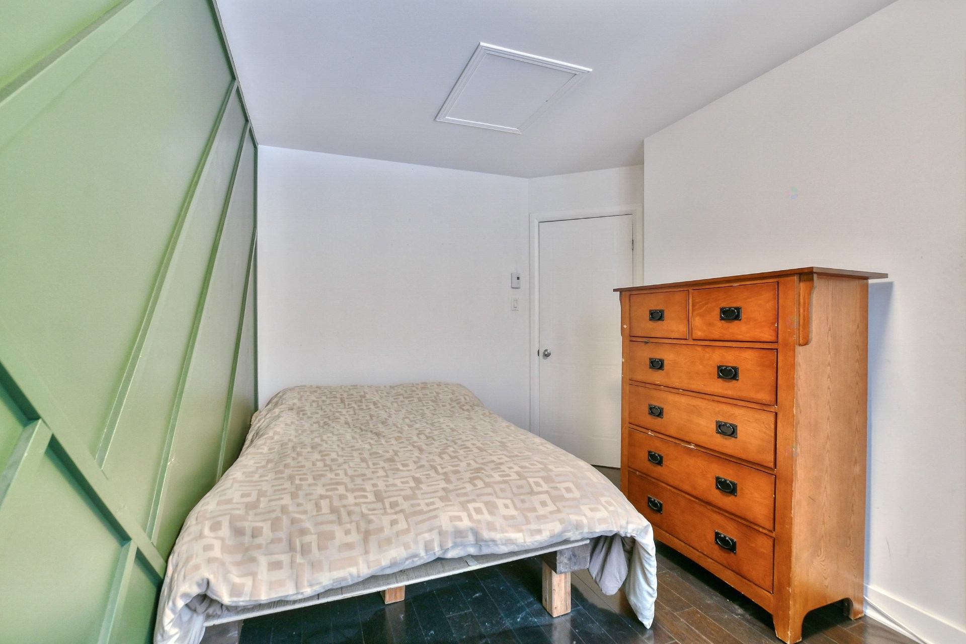 









1478


Rue Plamondon

,
Prévost,




QC
J0R1T0

