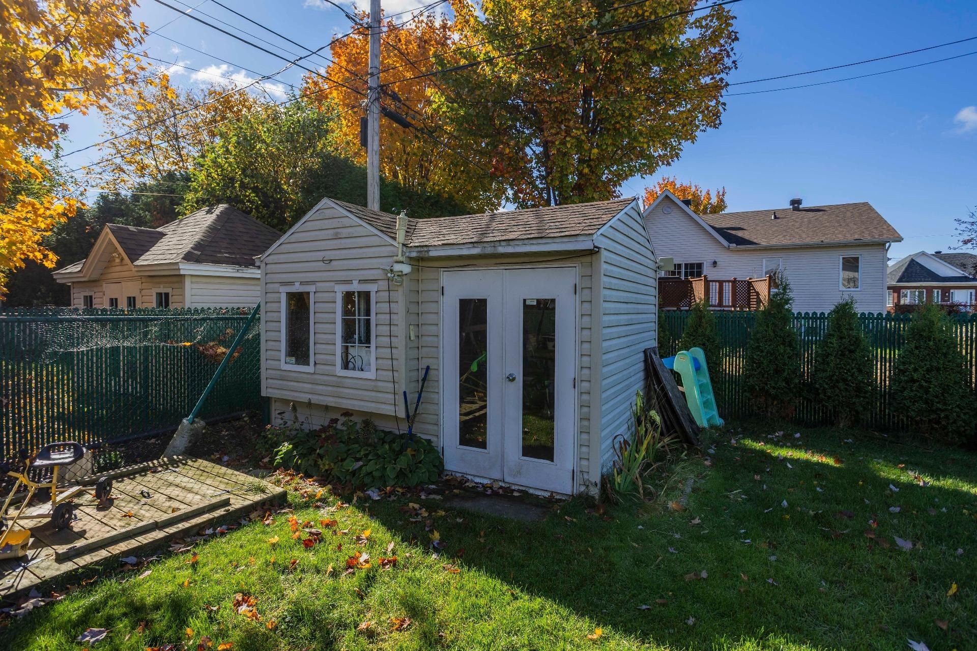 









1023


Rue du Grand-Duc

,
Trois-Rivières,




QC
G8V2P3

