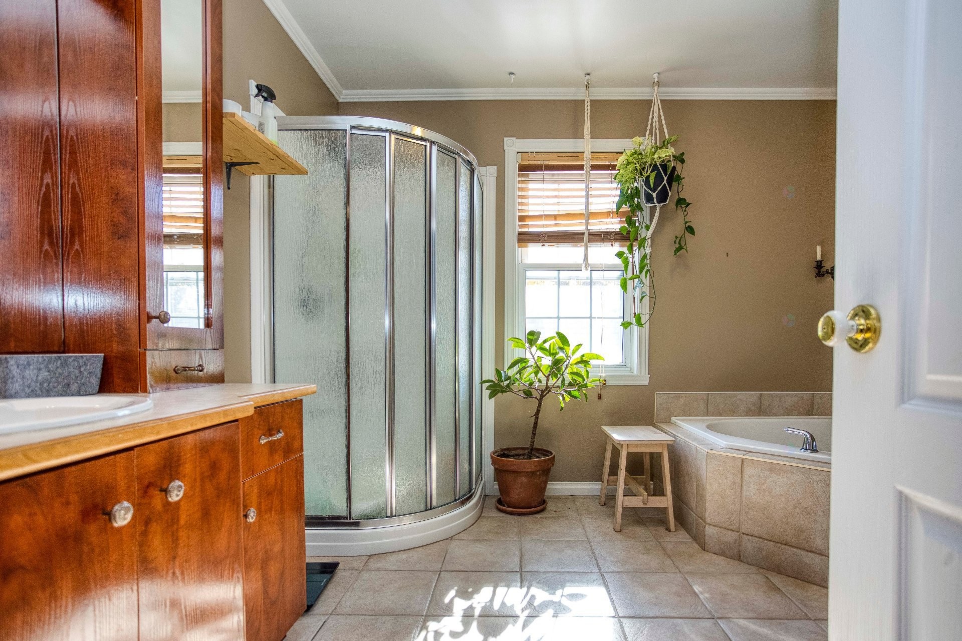 









1023


Rue du Grand-Duc

,
Trois-Rivières,




QC
G8V2P3

