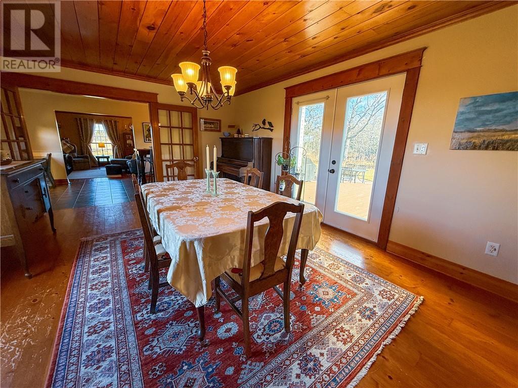 












73 Hideaway Road

,
Kagawong, Manitoulin Island,




Ontario
P0P1J0

