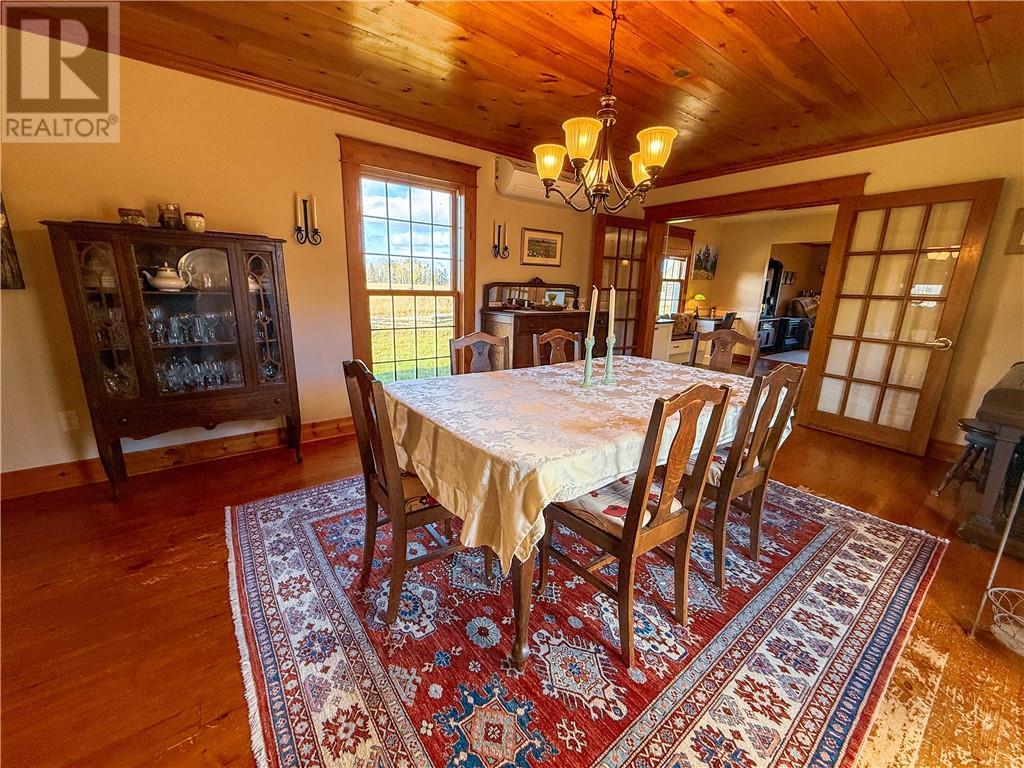 












73 Hideaway Road

,
Kagawong, Manitoulin Island,




Ontario
P0P1J0

