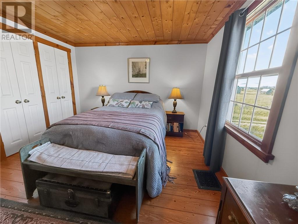 












73 Hideaway Road

,
Kagawong, Manitoulin Island,




Ontario
P0P1J0

