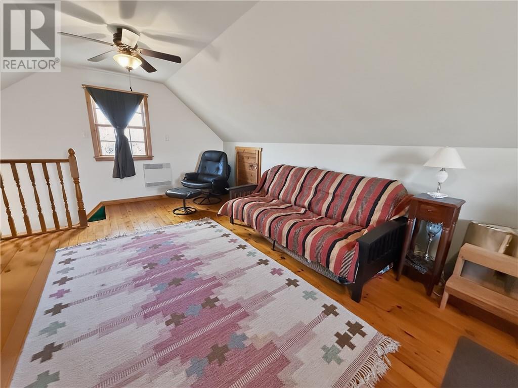 












73 Hideaway Road

,
Kagawong, Manitoulin Island,




Ontario
P0P1J0

