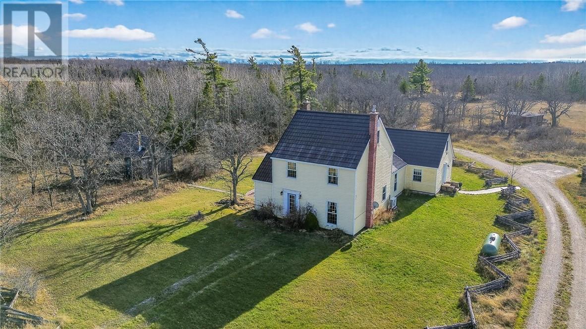 












73 Hideaway Road

,
Kagawong, Manitoulin Island,




Ontario
P0P1J0

