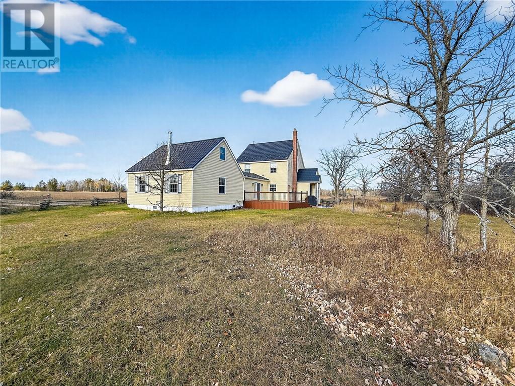 












73 Hideaway Road

,
Kagawong, Manitoulin Island,




Ontario
P0P1J0

