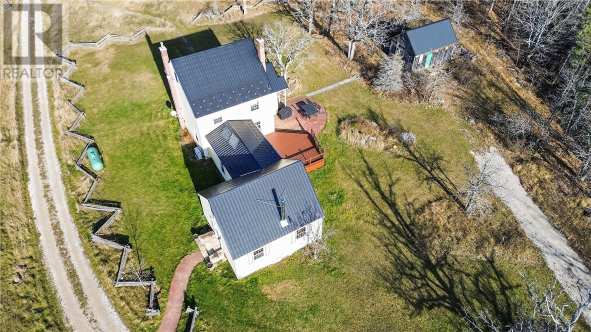 












73 Hideaway Road

,
Kagawong, Manitoulin Island,




Ontario
P0P1J0

