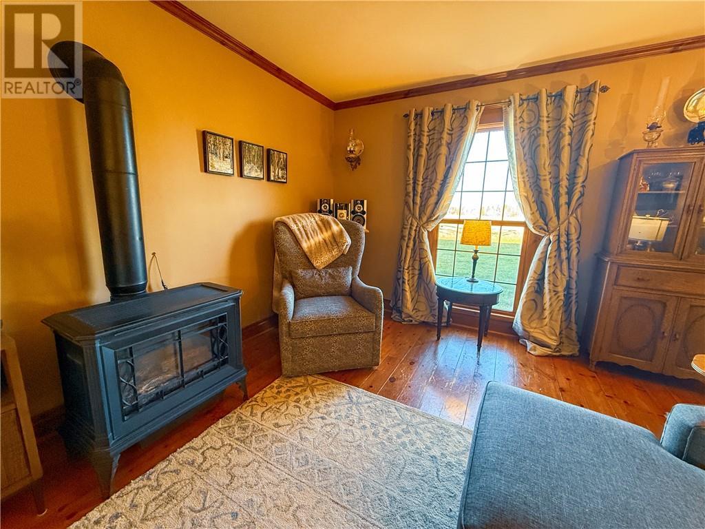 












73 Hideaway Road

,
Kagawong, Manitoulin Island,




Ontario
P0P1J0

