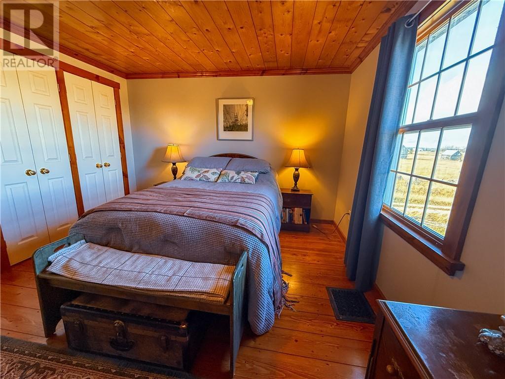 












73 Hideaway Road

,
Kagawong, Manitoulin Island,




Ontario
P0P1J0

