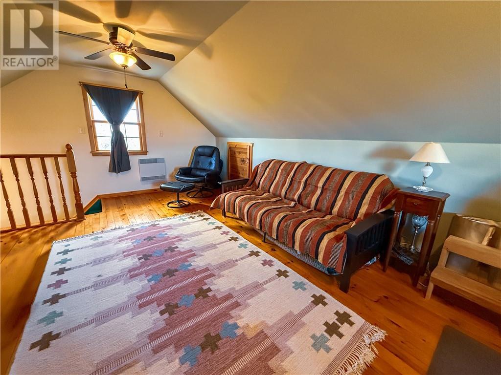 












73 Hideaway Road

,
Kagawong, Manitoulin Island,




Ontario
P0P1J0

