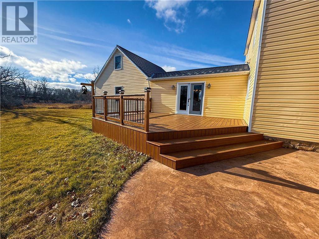 












73 Hideaway Road

,
Kagawong, Manitoulin Island,




Ontario
P0P1J0

