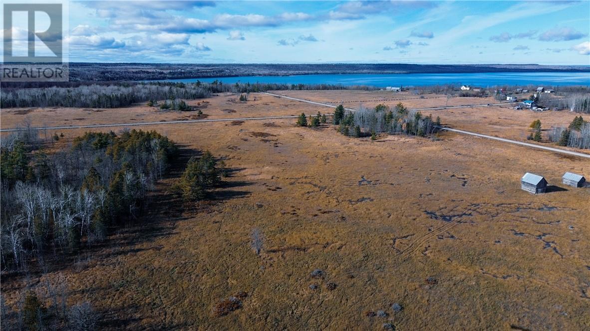 












73 Hideaway Road

,
Kagawong, Manitoulin Island,




Ontario
P0P1J0

