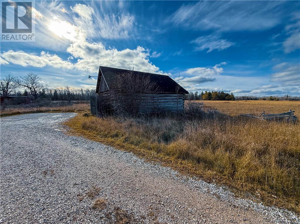 












73 Hideaway Road

,
Kagawong, Manitoulin Island,




Ontario
P0P1J0

