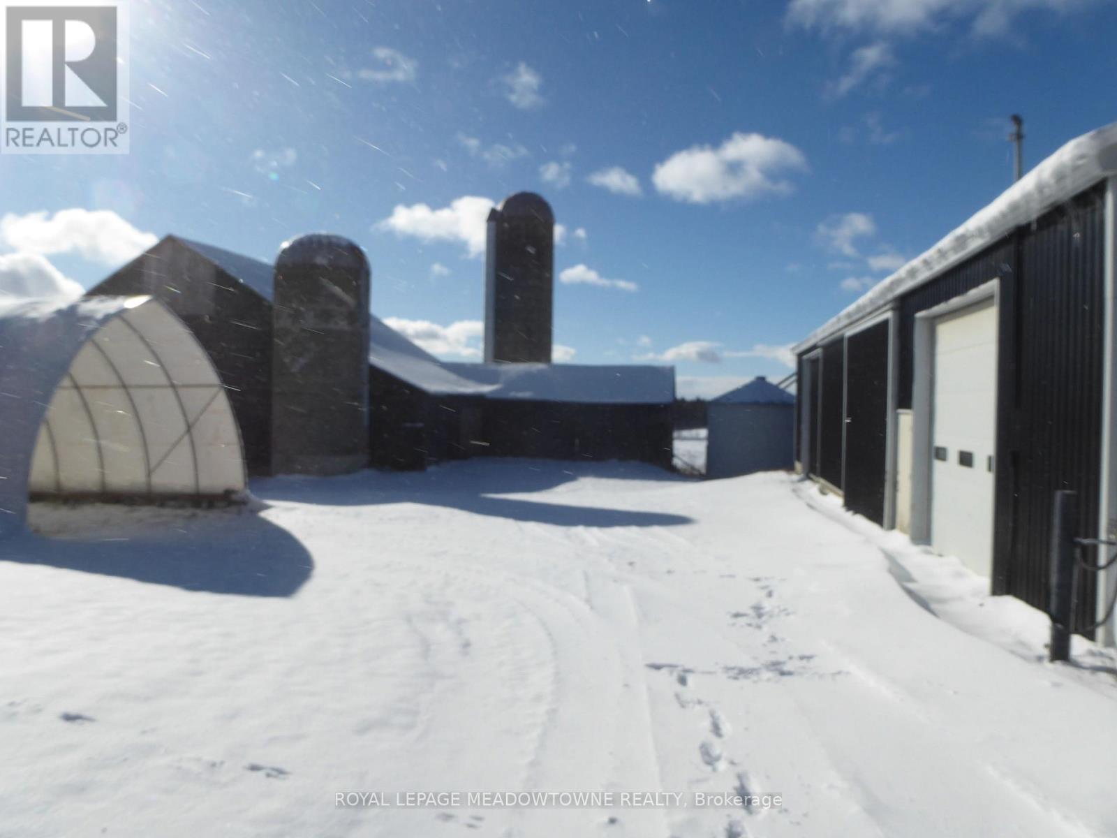 












4958 WELLINGTON RD 125

,
Erin,







Ontario
L7J2L9

