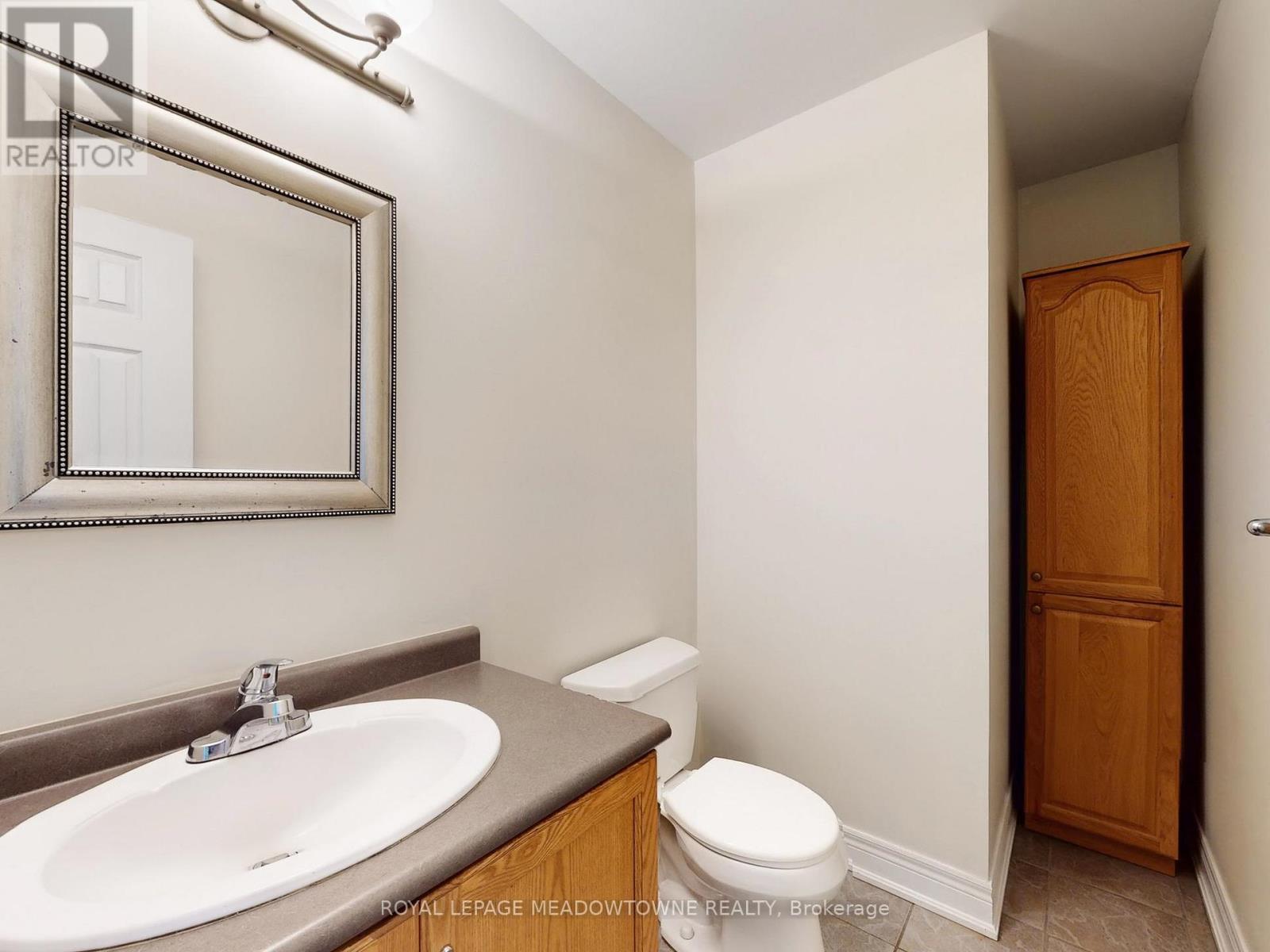 












4958 WELLINGTON RD 125

,
Erin,







Ontario
L7J2L9

