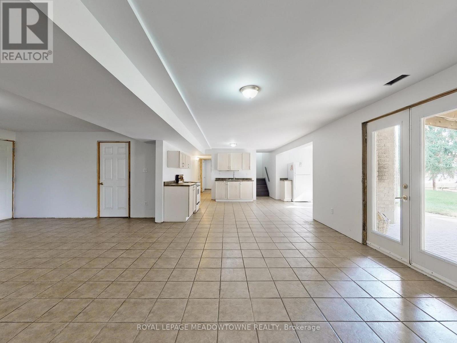 












4958 WELLINGTON RD 125

,
Erin,







Ontario
L7J2L9

