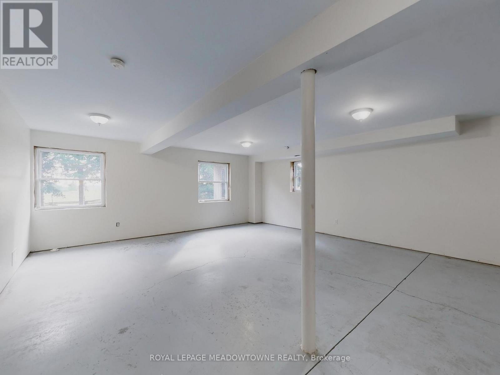 












4958 WELLINGTON RD 125

,
Erin,







Ontario
L7J2L9

