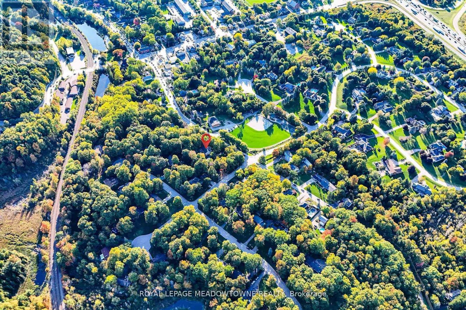 












106 CAMPBELL AVENUE E

,
Milton,




Ontario
L0P1B0

