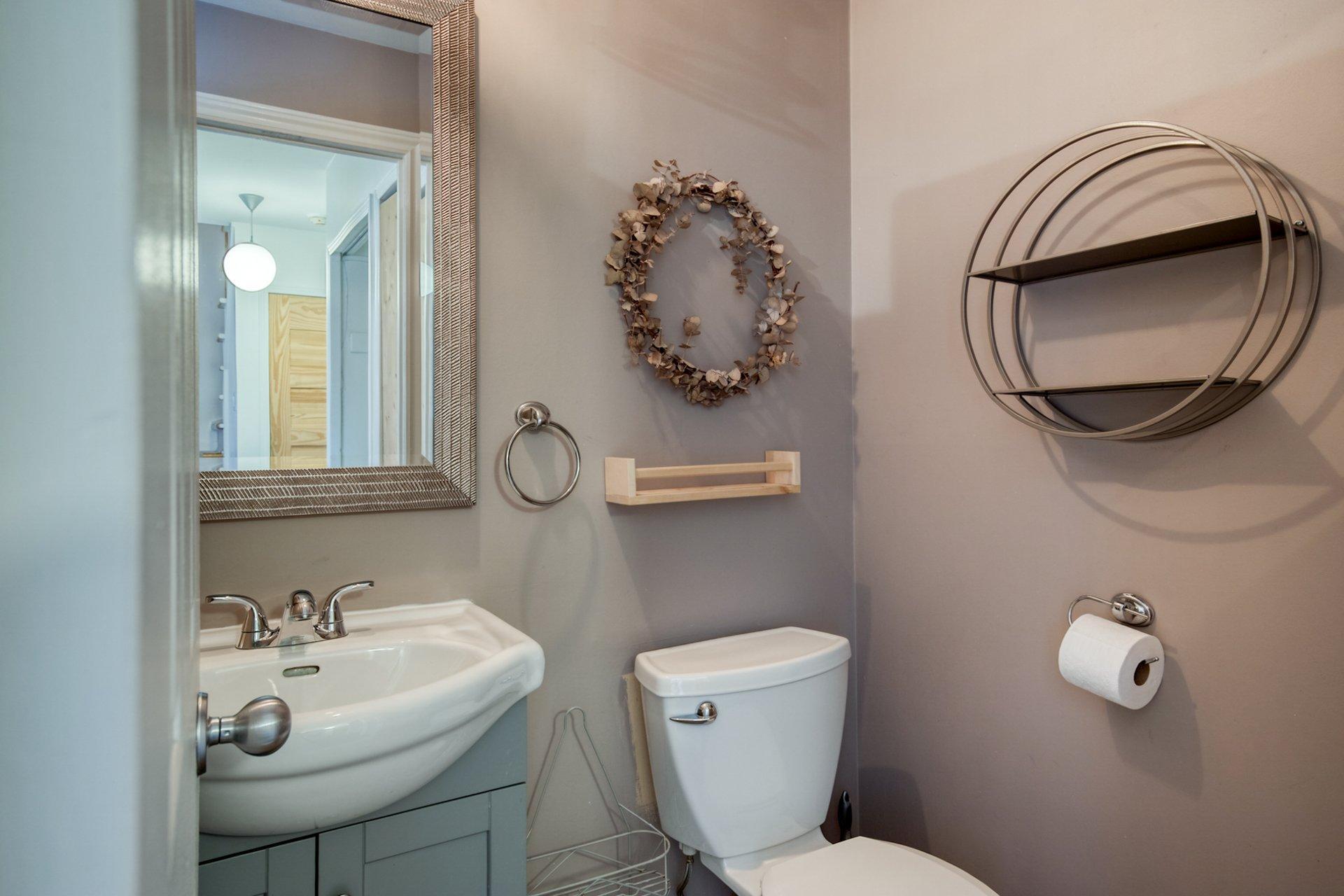 









1825


Rue Dunant

, 64,
Saint-Bruno-de-Montarville,




QC
J3V2Y3

