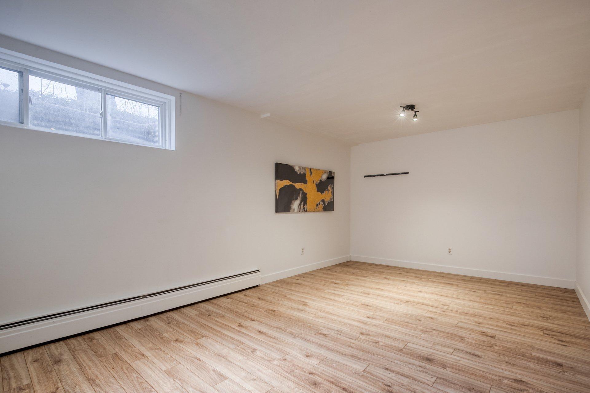 









1825


Rue Dunant

, 64,
Saint-Bruno-de-Montarville,




QC
J3V2Y3

