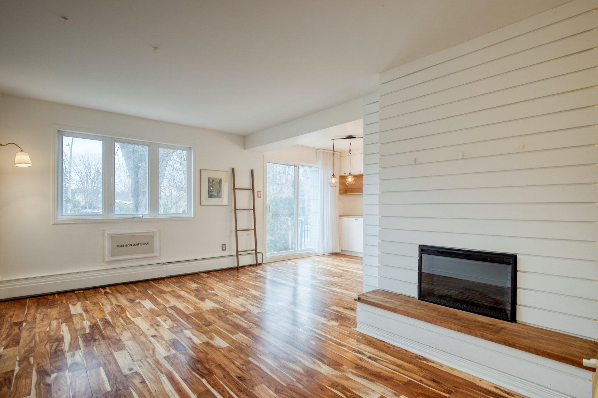 









1825


Rue Dunant

, 64,
Saint-Bruno-de-Montarville,




QC
J3V2Y3

