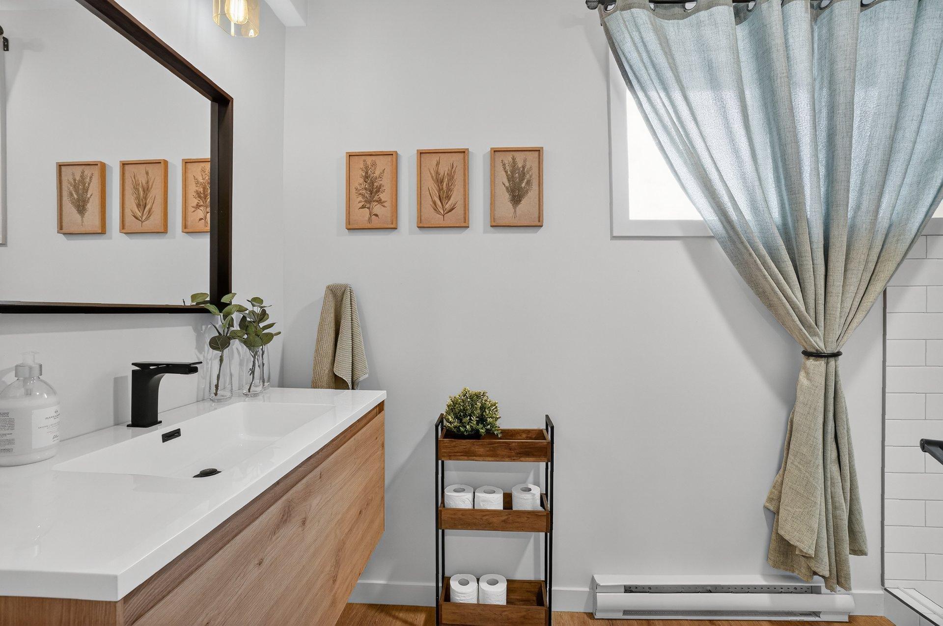 









46


Rue St-Émilion

,
Brownsburg-Chatham,




QC
J8G0C3

