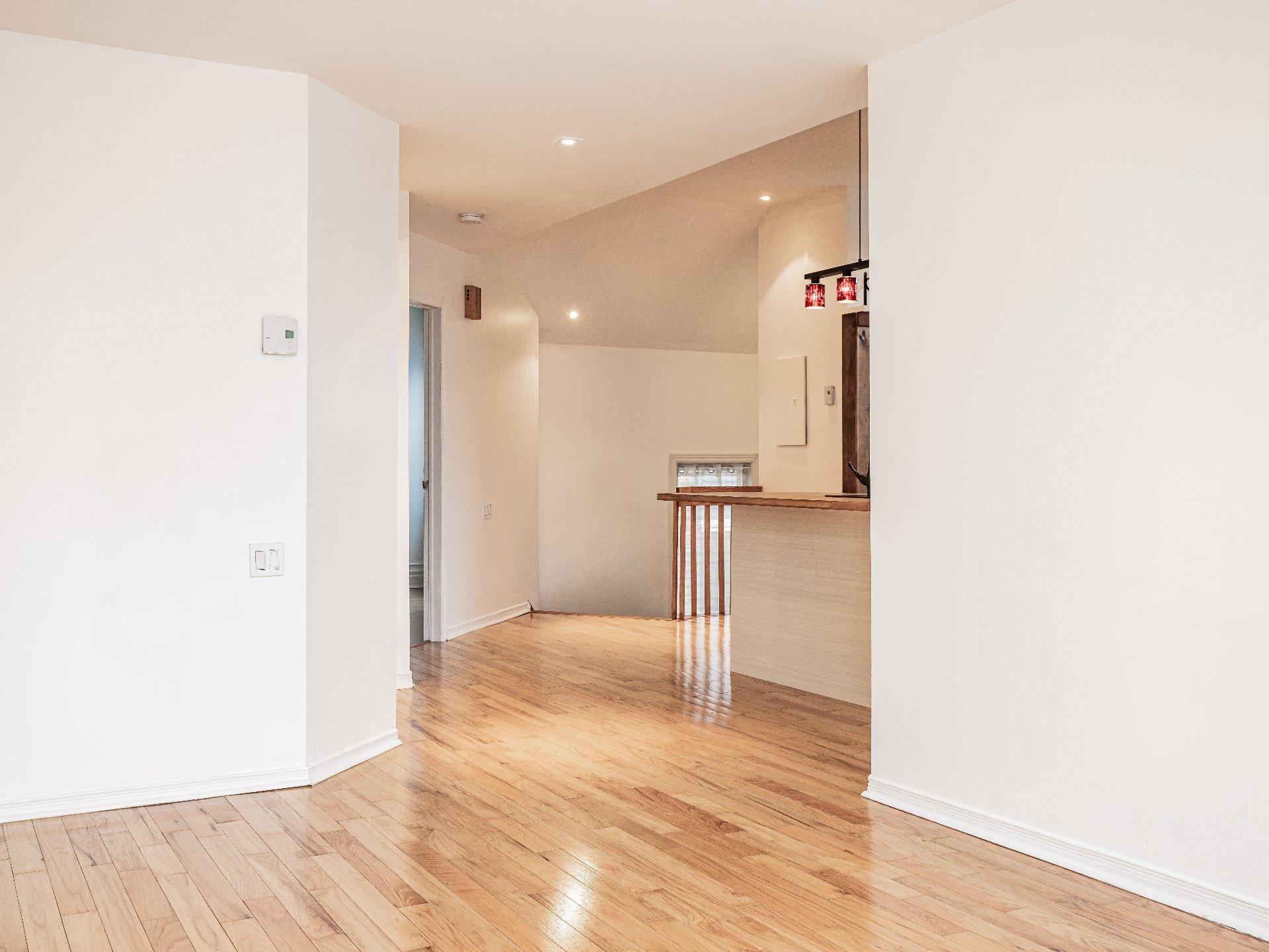 









807


Rue Pie-XII

, 203,
Vaudreuil-Dorion,




QC
J7V8R2

