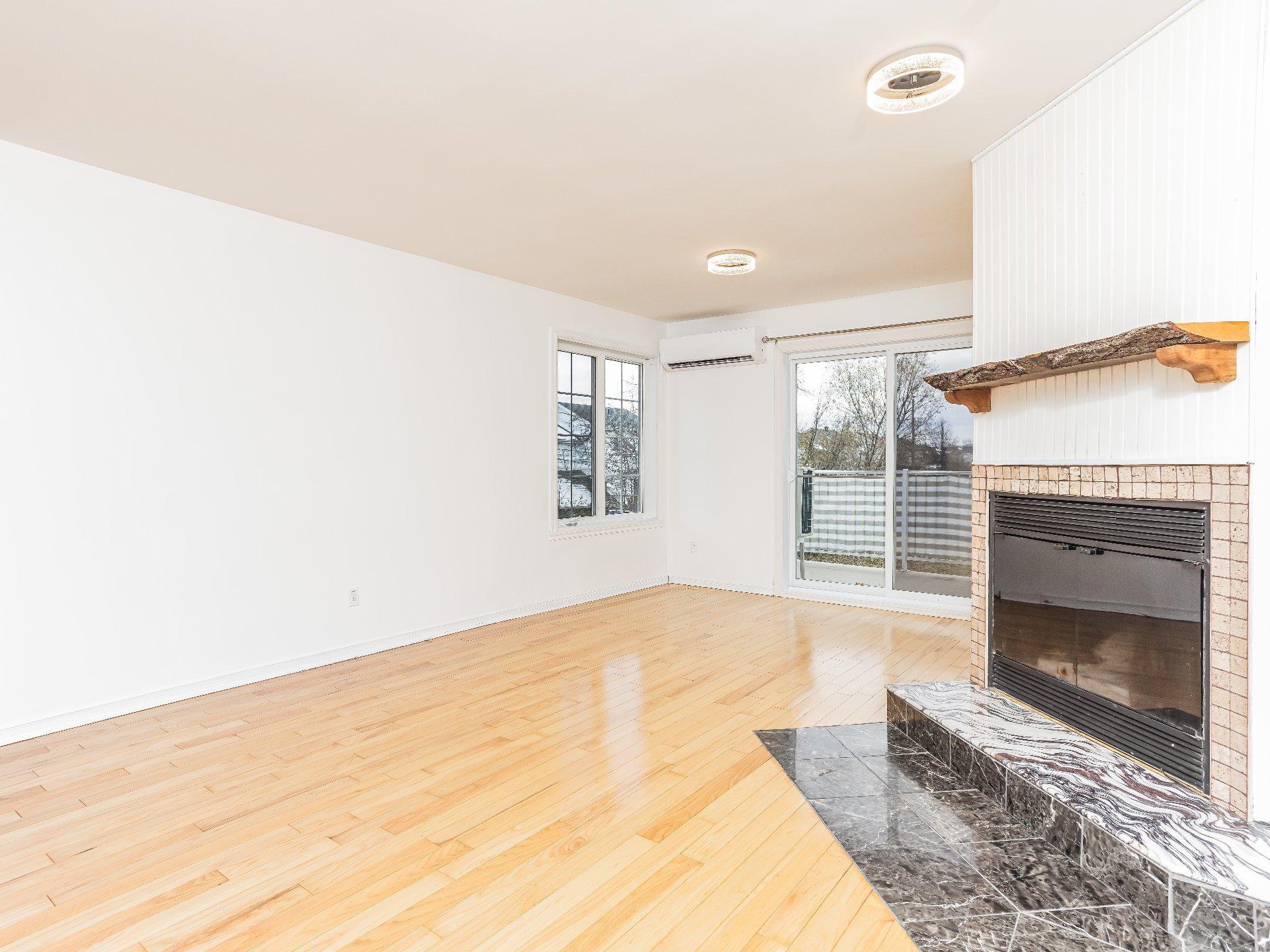 









807


Rue Pie-XII

, 203,
Vaudreuil-Dorion,




QC
J7V8R2

