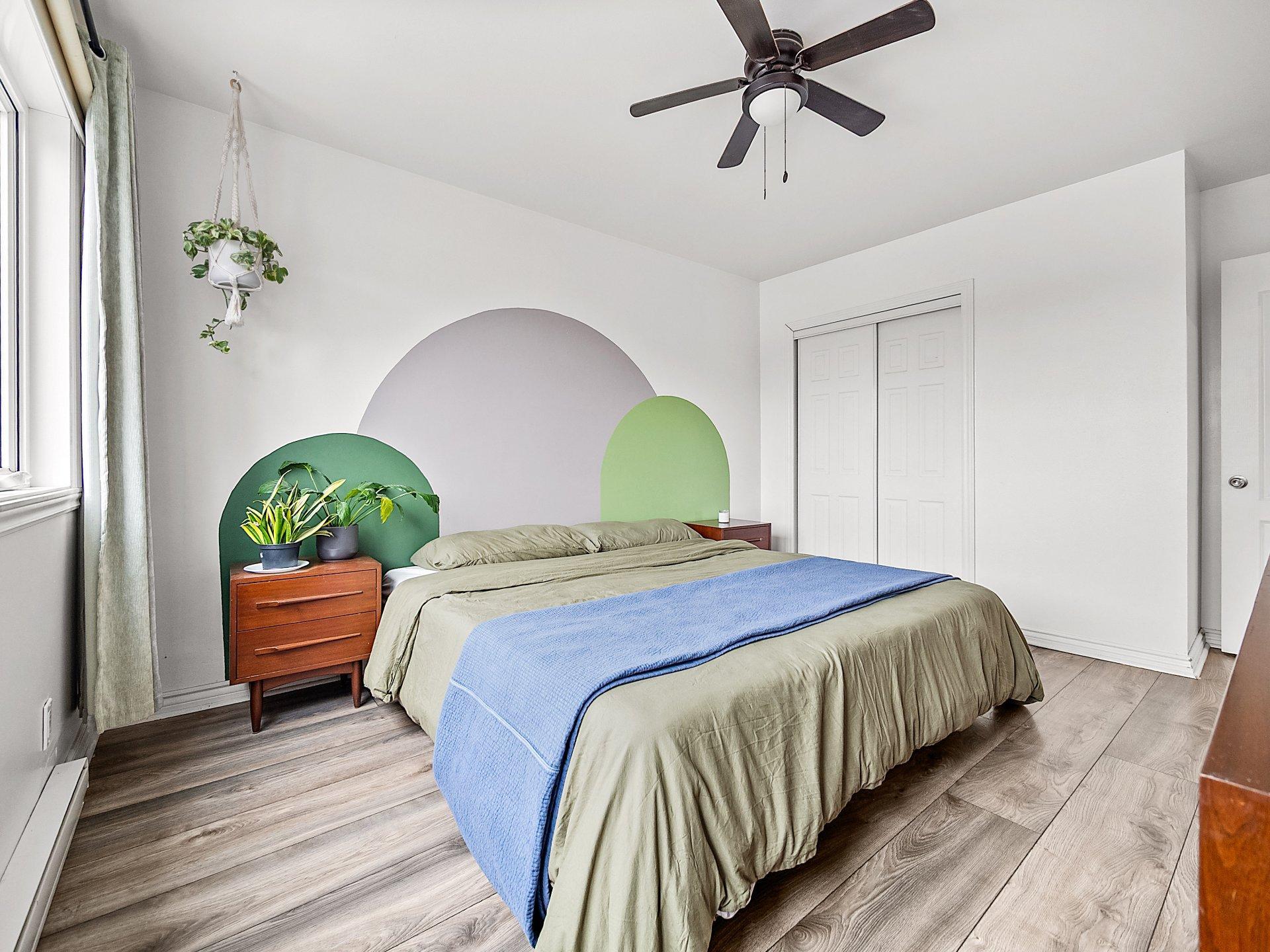 









590

 - 592B


4e Avenue (P.-a.-T.)

,
Montréal (Rivière-des-Prairies/Pointe-aux-Trembles),




QC
H1B4N2

