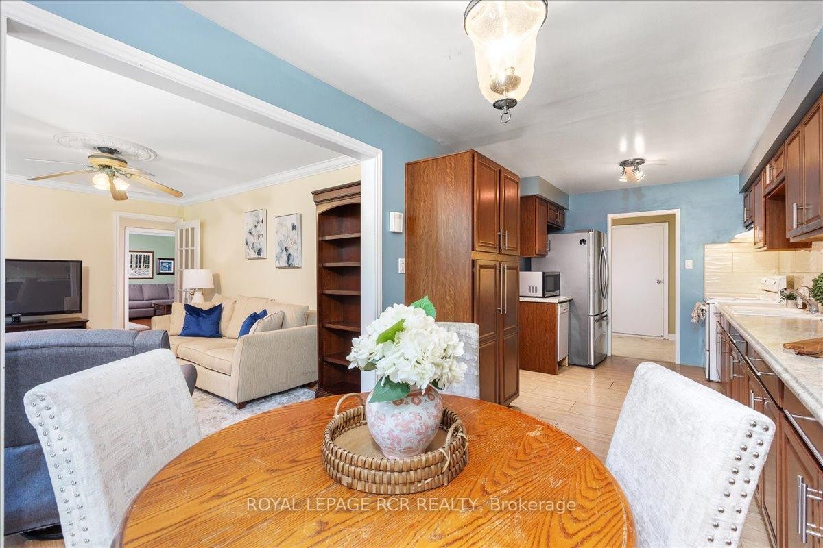 









55


Valley Mills

Road,
East Gwillimbury,




ON
L0G 1M0

