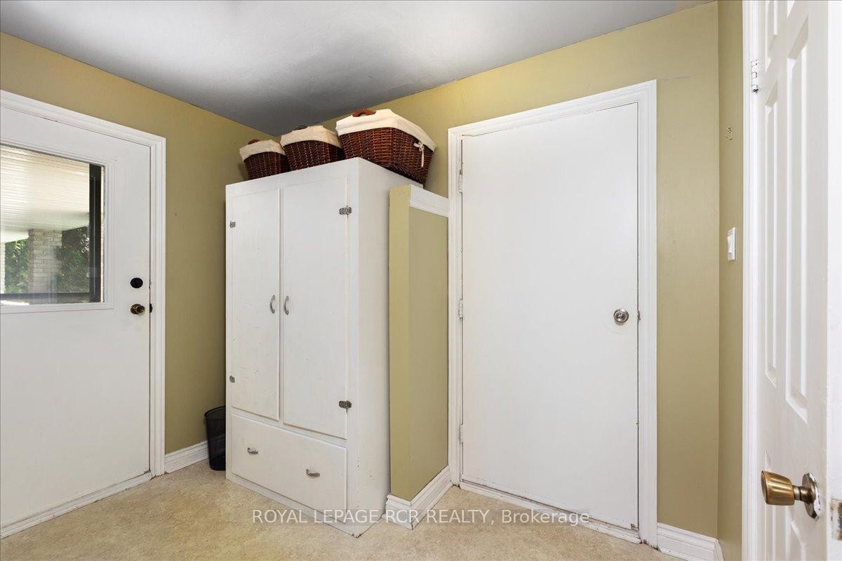 









55


Valley Mills

Road,
East Gwillimbury,




ON
L0G 1M0

