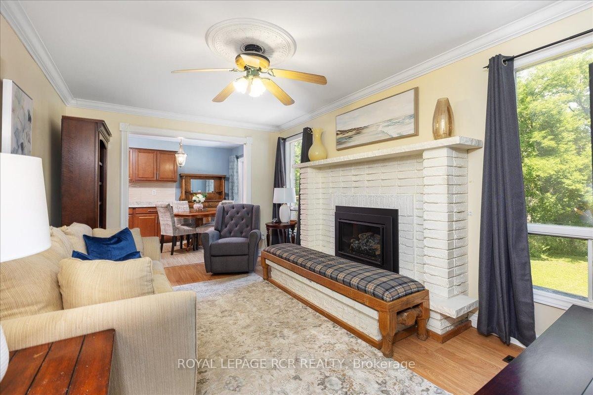 









55


Valley Mills

Road,
East Gwillimbury,




ON
L0G 1M0

