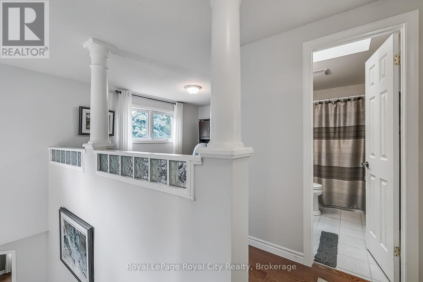 












34 - 1550 GORDON STREET

,
Guelph (Pineridge/Westminster Woods),




Ontario
N1L1C7

