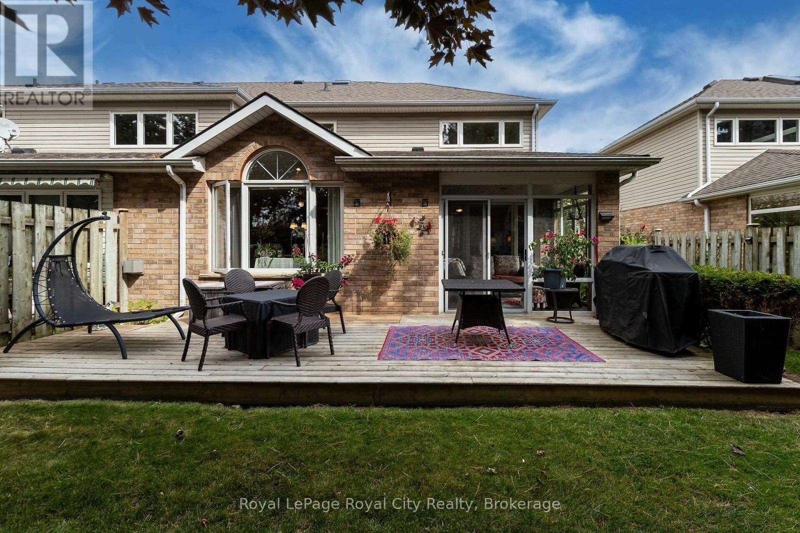 












34 - 1550 GORDON STREET

,
Guelph (Pineridge/Westminster Woods),




Ontario
N1L1C7

