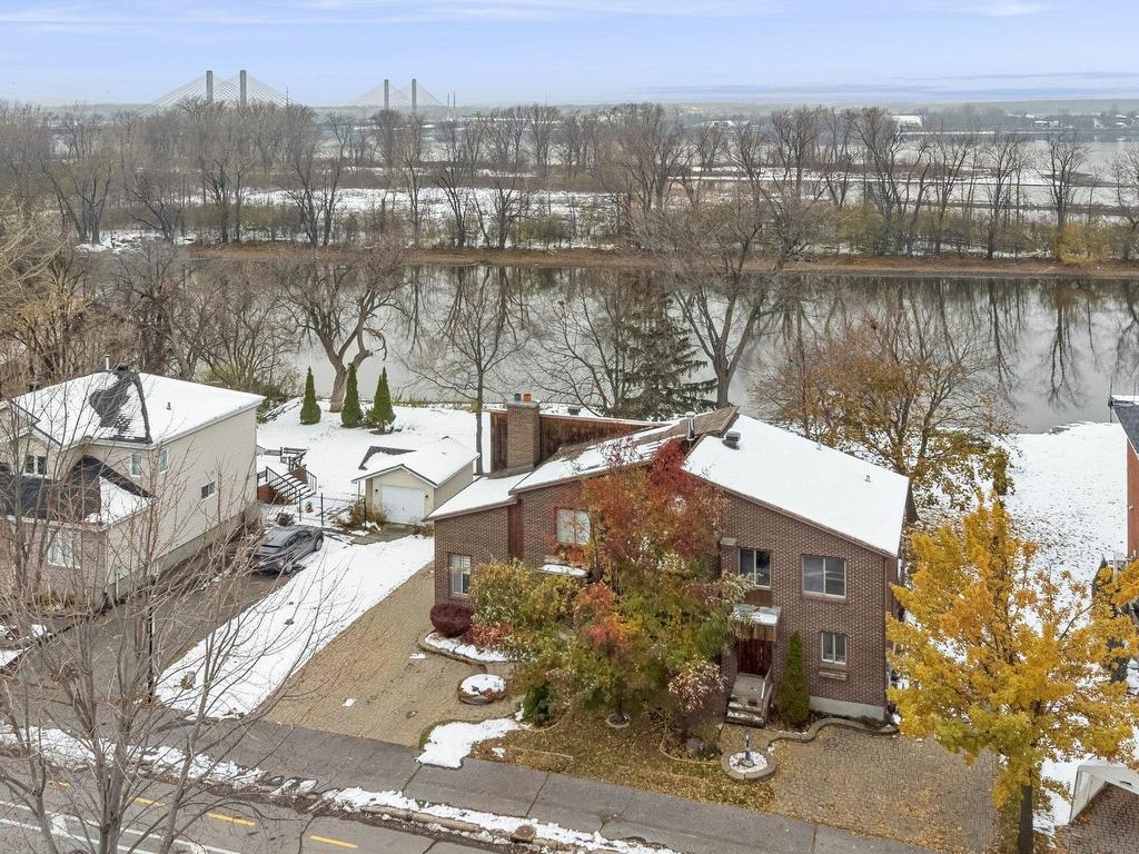 









7467


Boul. Gouin E.

,
Rivière-des-Prairies/Pointe-aux-Trembles (Montréal),




QC
H1E1A7

