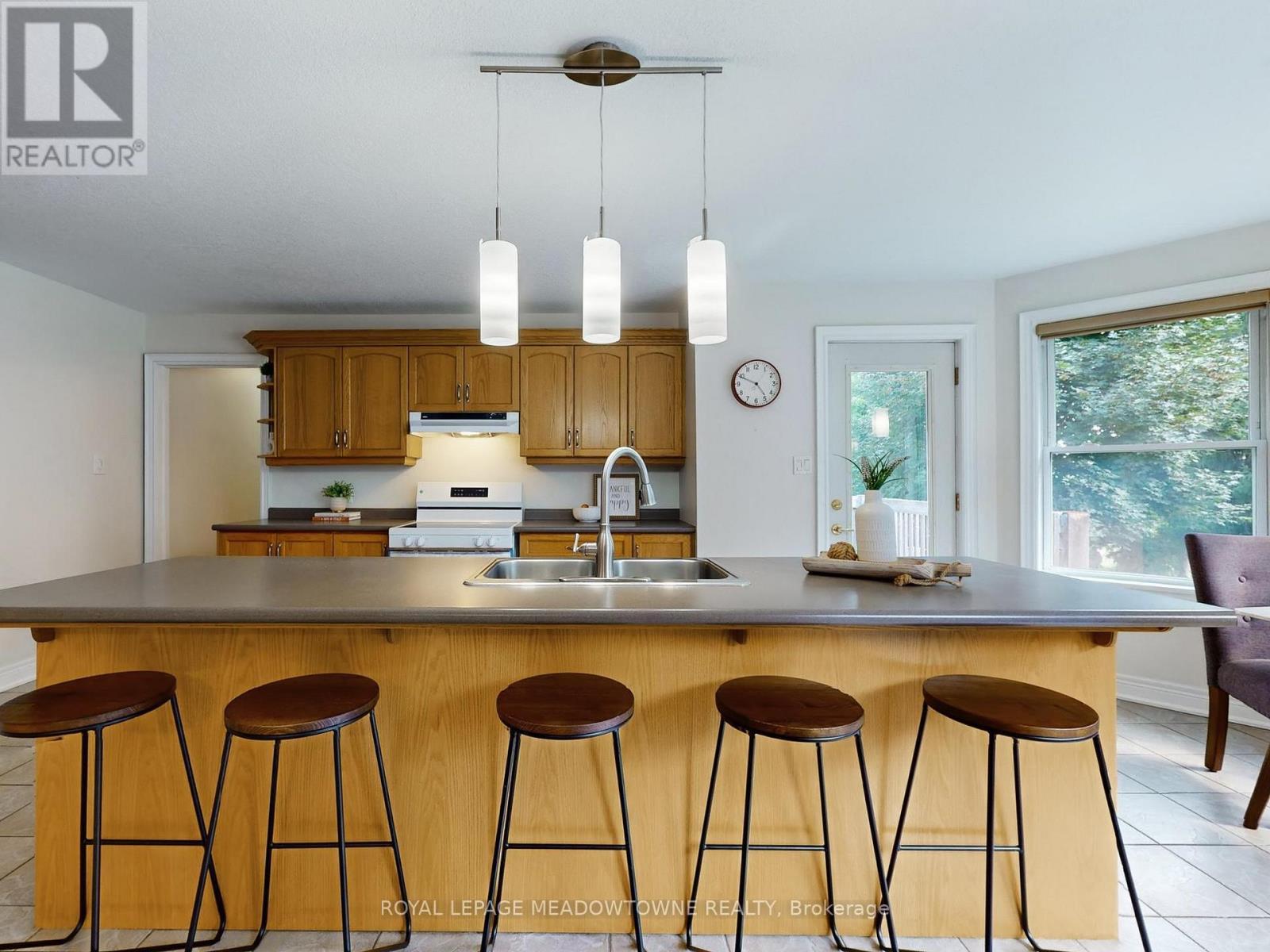 












4958 WELLINGTON ROAD 125

,
Erin,




Ontario
L7J2L9

